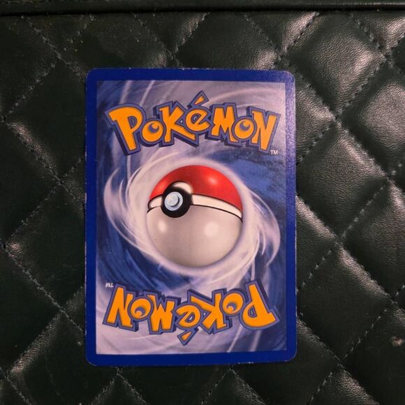 Charizard 100/97 Holo Rare – Skyridge 2003 – EX E-Series Pokémon Card(Creasing) - Picture 8 of 8